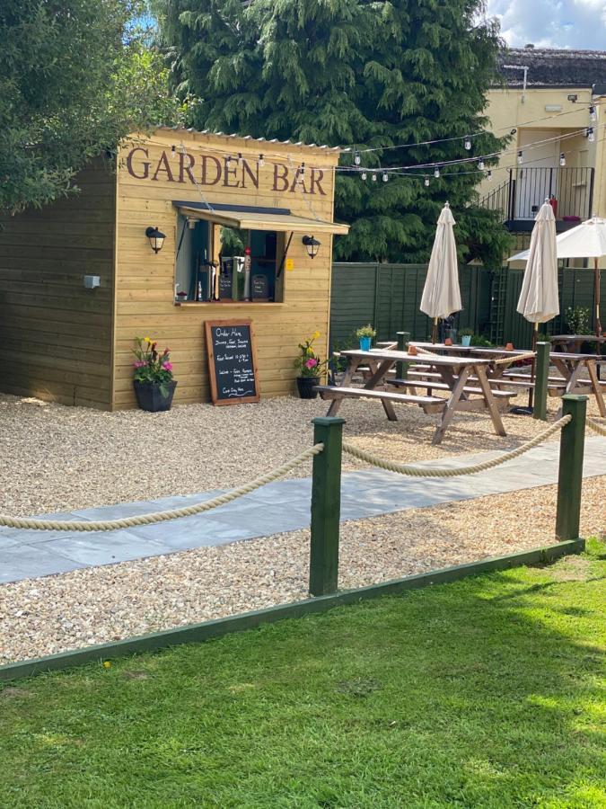 Greyhound Country Inn Honiton Buitenkant foto